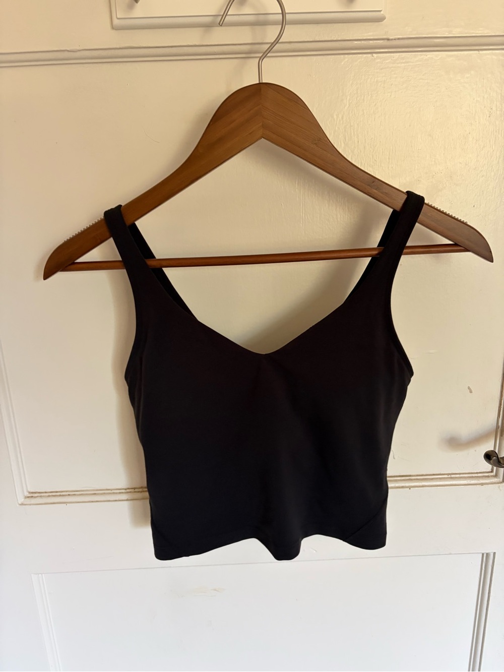 Lululemon Align Tank Top A/B Cup Classic Black V-Neck Tank Top Size 6